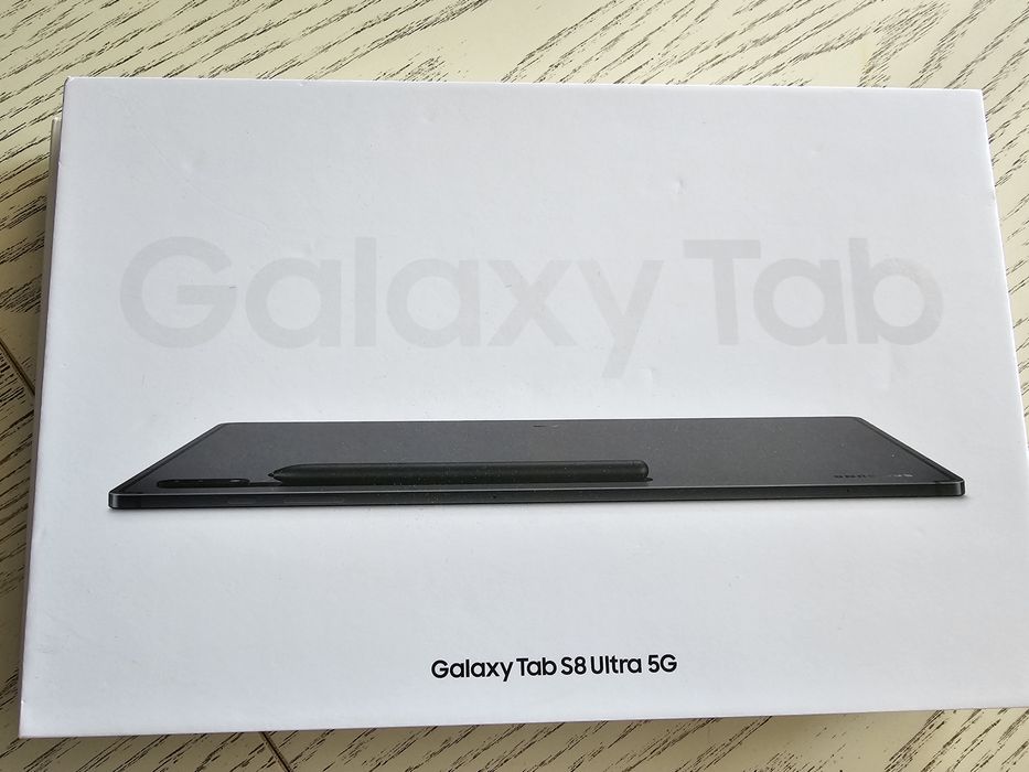 Samsung Galaxy Tab 8 Ultra 5G + клавиатура + мишка