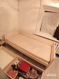 Кровать с встроенными шкафами