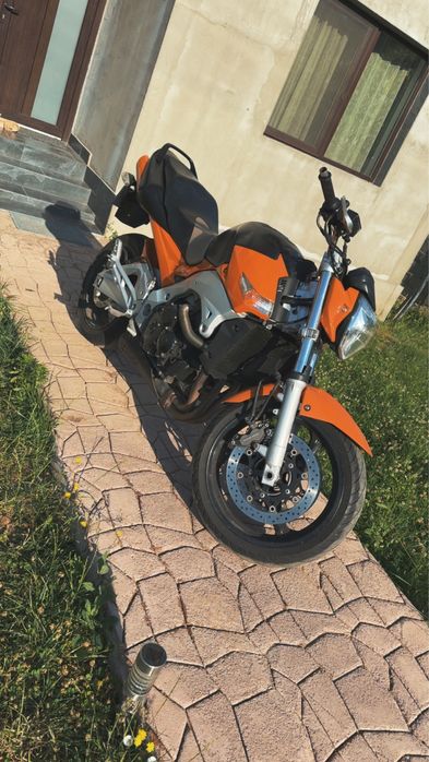 Suzuki GSR 600 2006