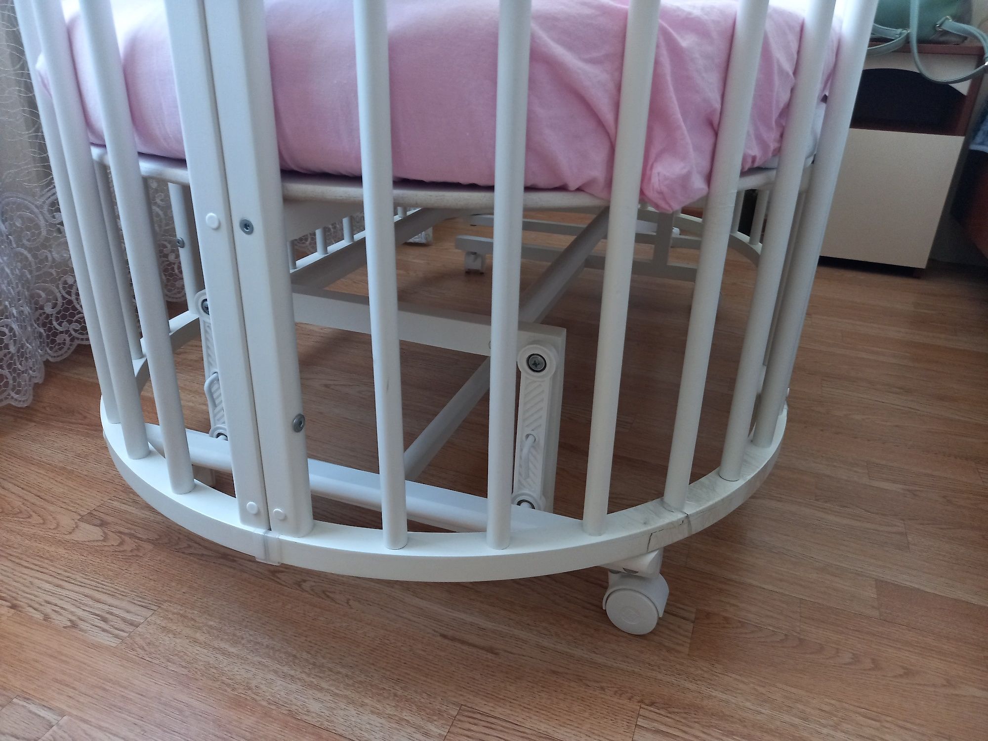 Продам детскую кроватку