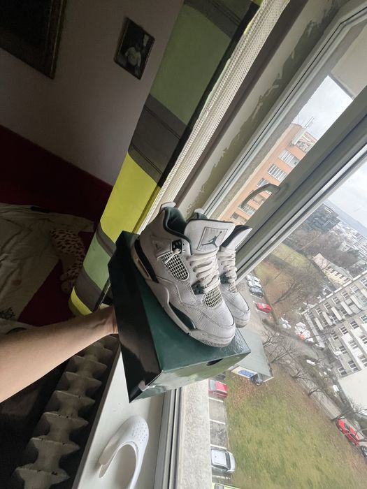 Jordan retro 4 oxidized green