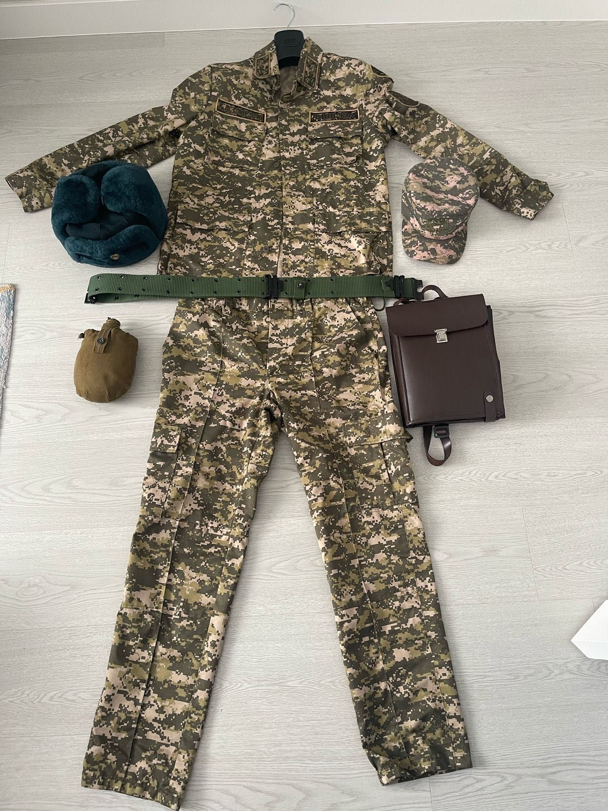 ТОРГ! ВОЕННАЯ спец форма, б/у. Отличное состояние