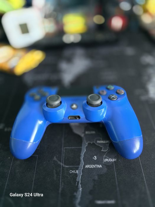 PS4 PRO+ 3 Оригинални джойстика(1TB)