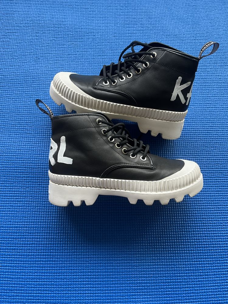 Karl  Lagerfeld : 37 / Оригинал