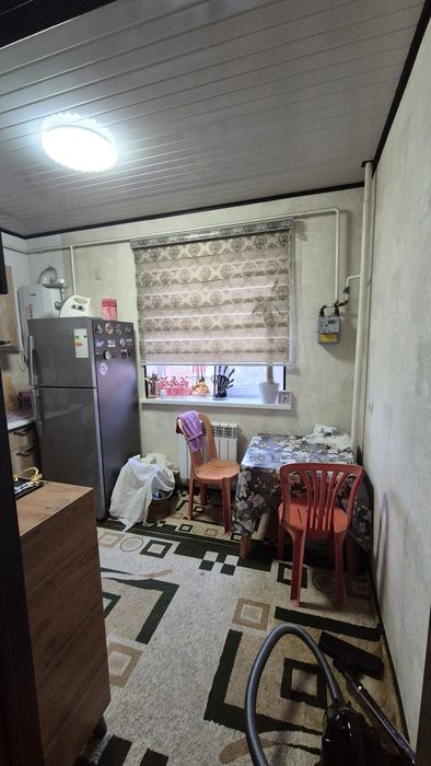 3 хонали Евроремонт уй 2 этажда (3/2/7)  Сотилади, Янгийул ш. Массив