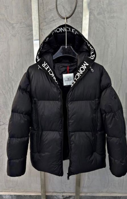 Куртка Moncler,унисекс(unisex),гусиный пух.