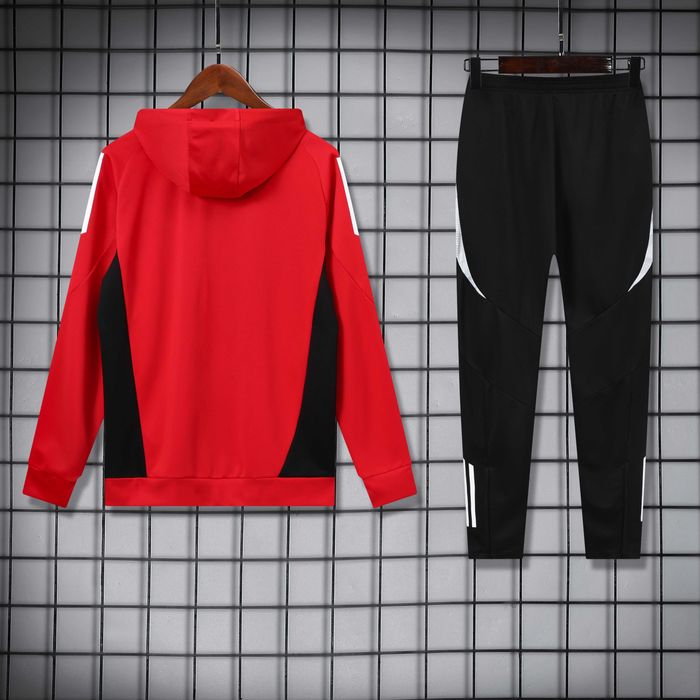 Trening cu gluga Adidas Manchester United model rar 24/25