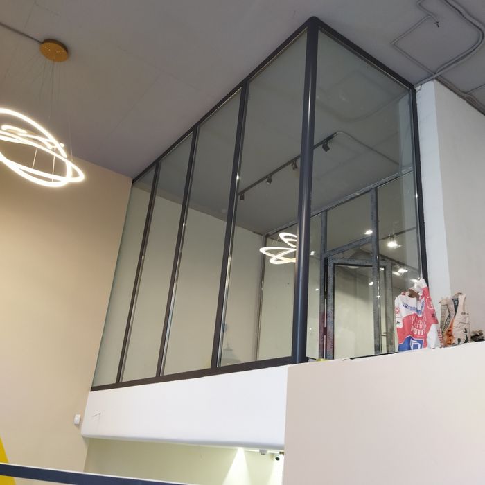 Алюминевые и пластиковые витражи, перегородки, окна, двери