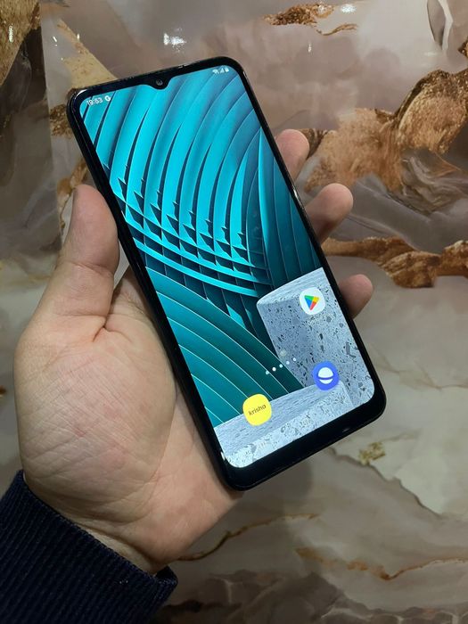 В продаже Самсунг а23.