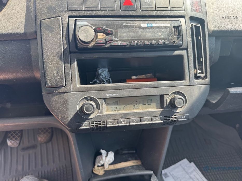 Dezmembrez VOLKSWAGEN POLO 9N1 2002 1.4 TDI AMF 55KW|75HP