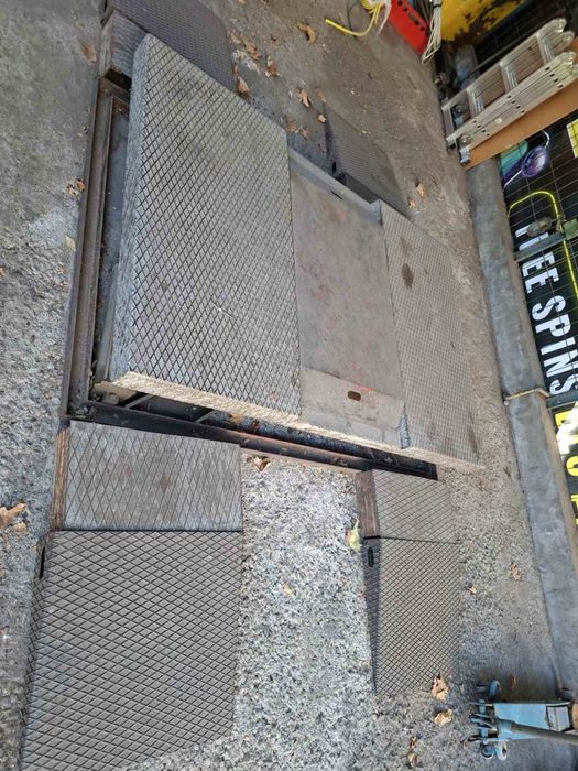 Подемник за коли