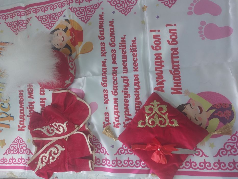 Платья для девочек