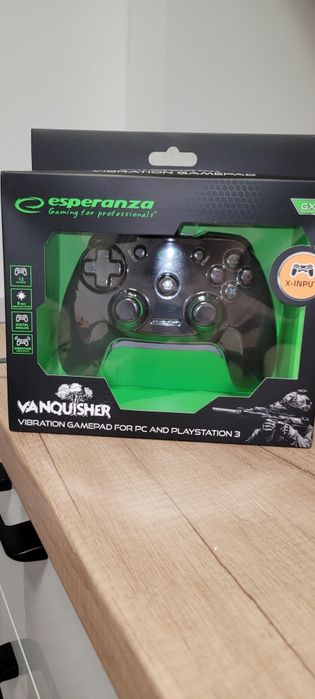 Controller cu vibrații Esperanza Vanquisher (PC & PlayStation 3)