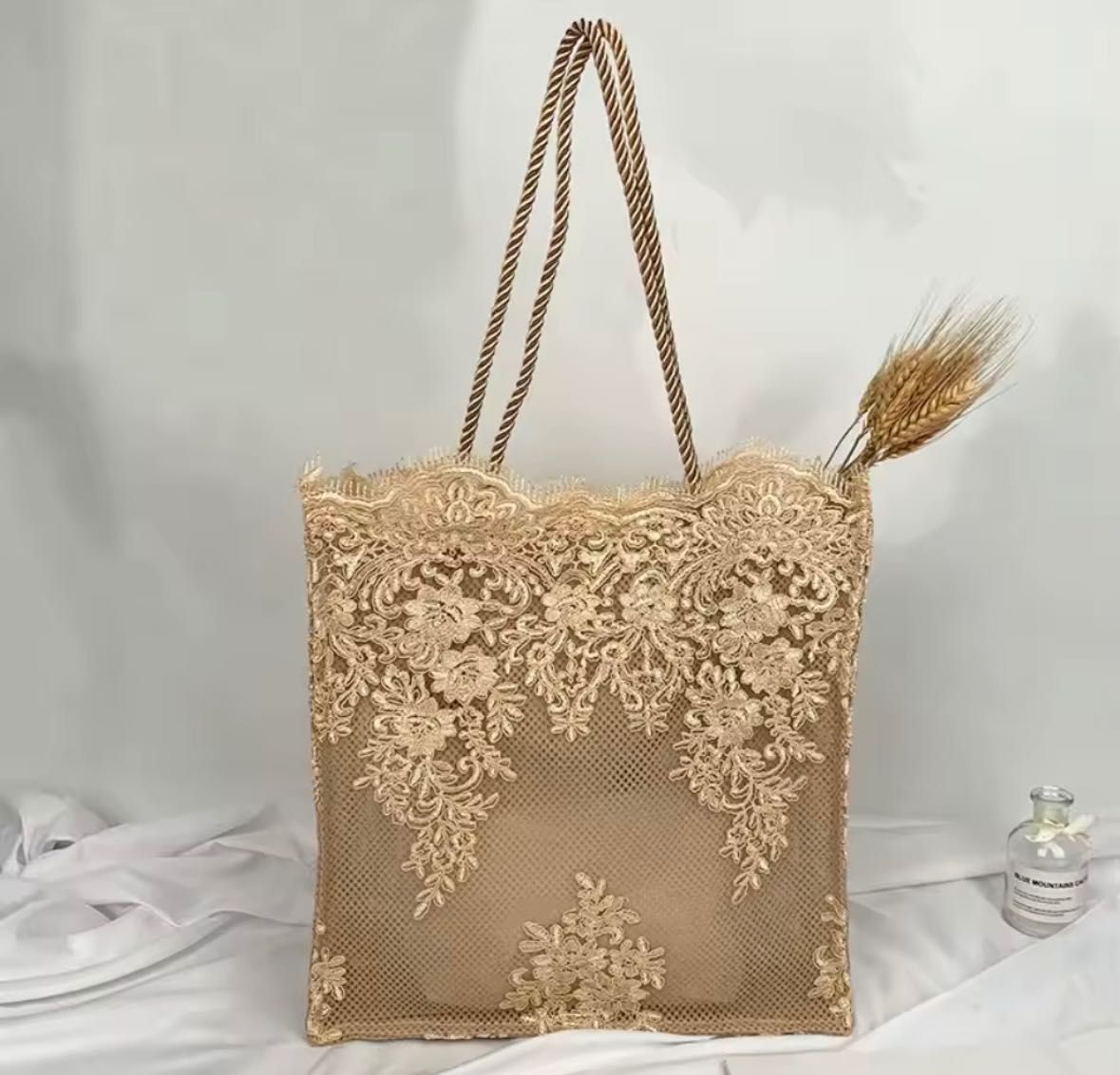 Плажна чанта с дантела