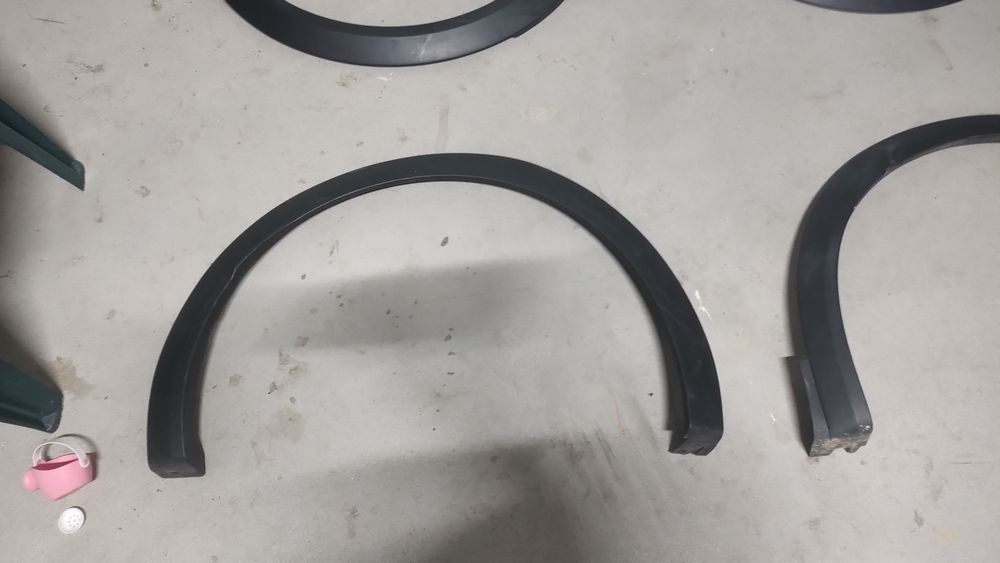 Bandou , bandouri aripi stânga și dreapta, fata și spate captur 2