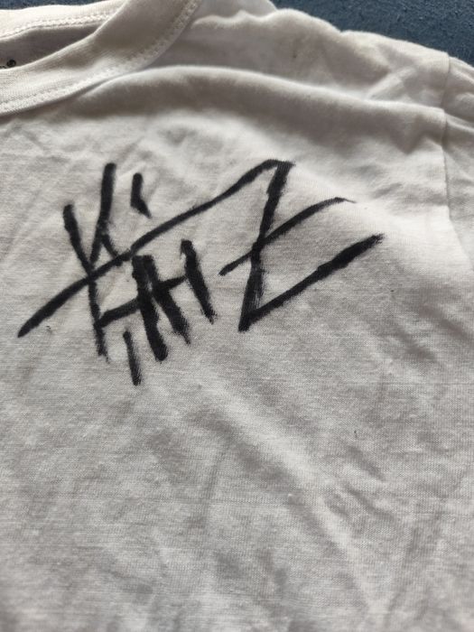 Vând tricou semnat de Dorian Popa