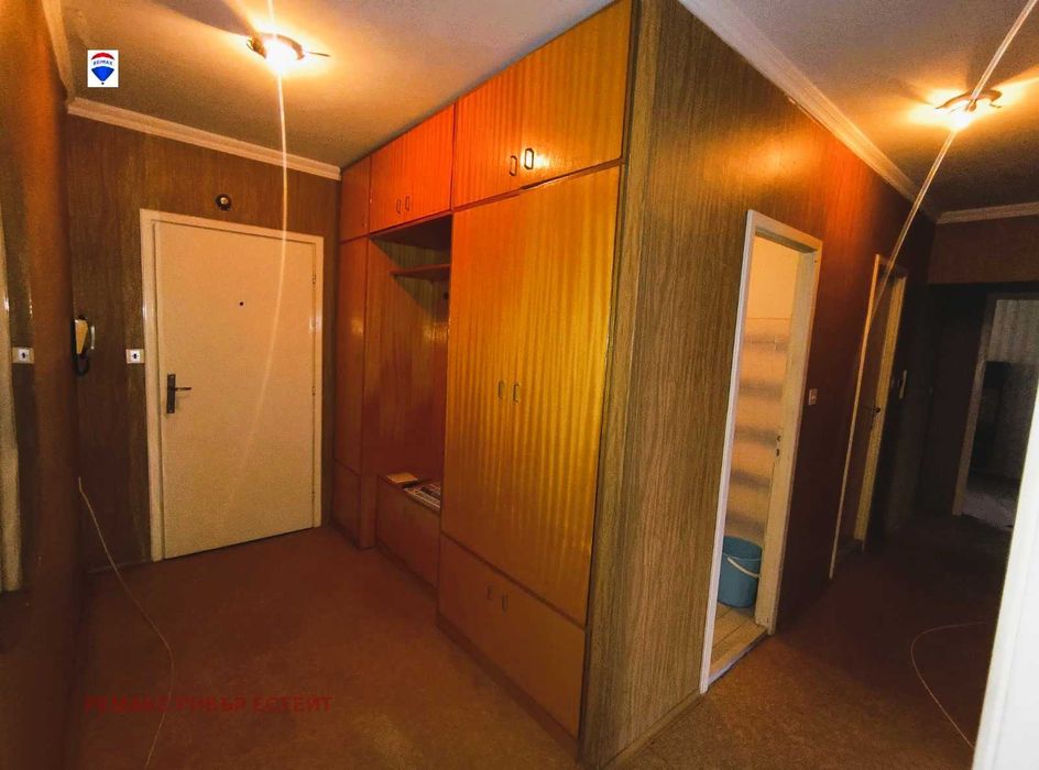 Тристаен апартамент за продажба кв. ЦЮР