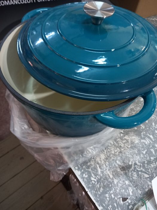 Cratiță fontă emailată 6 L Ofertă 298 lei