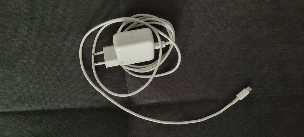 MacBook Air 13" A2337