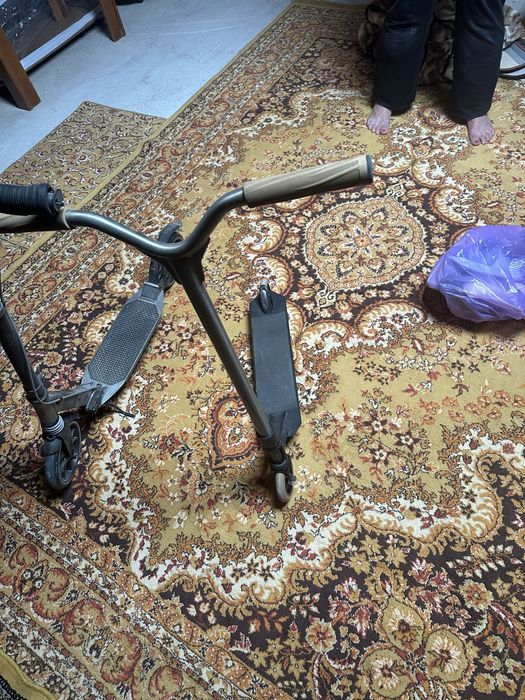 De vanzare 2 trotinete Oxelo