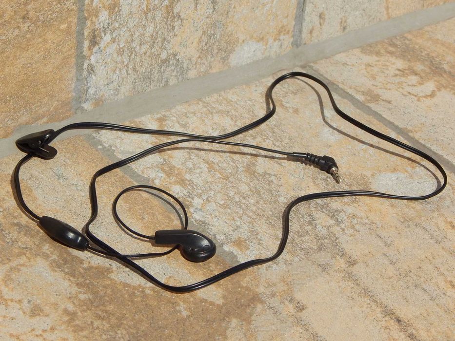 Casca cu fir si microfon universala 3.5 mm socket