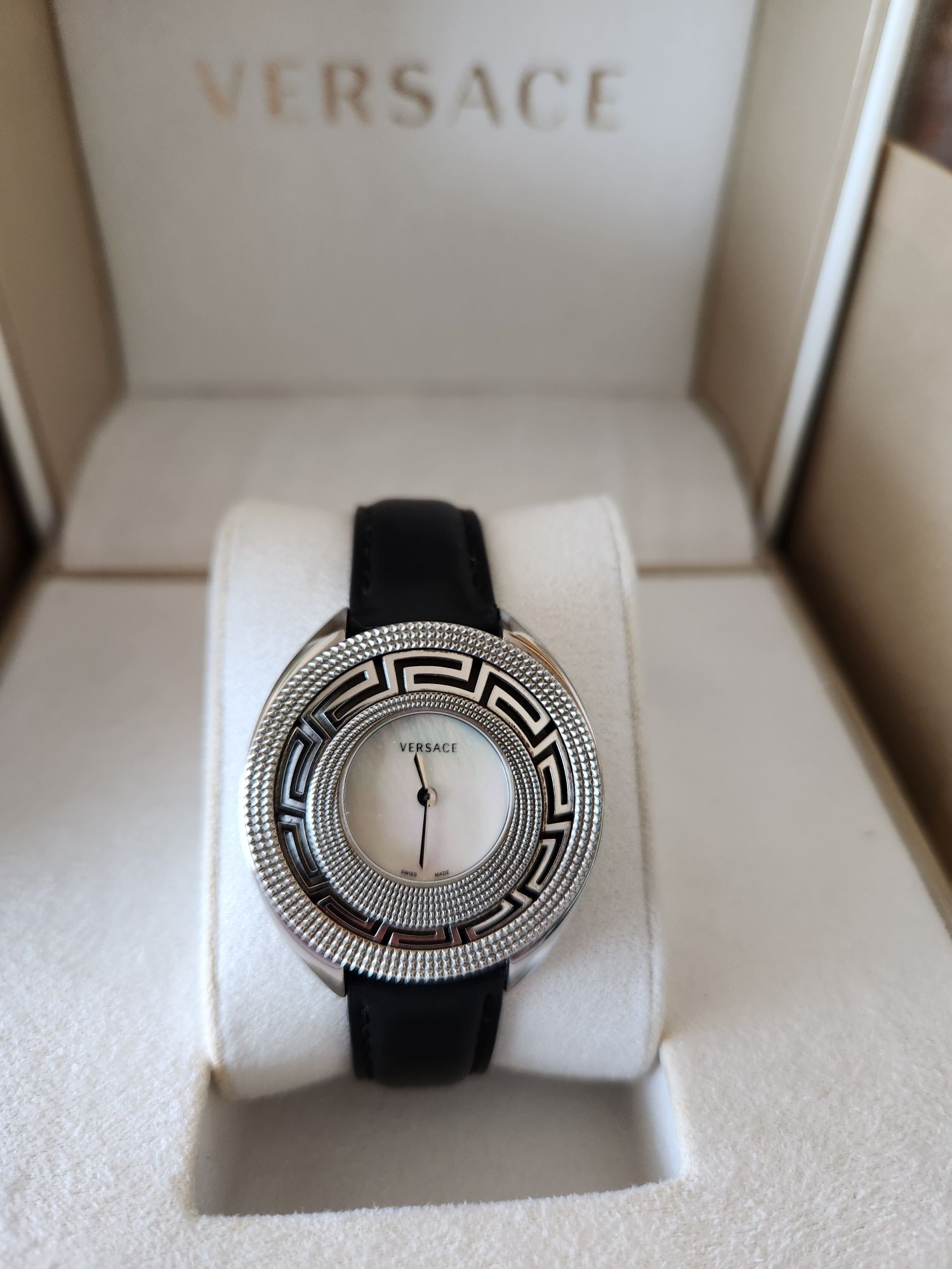VERSACE Дамски Часовник Версаче