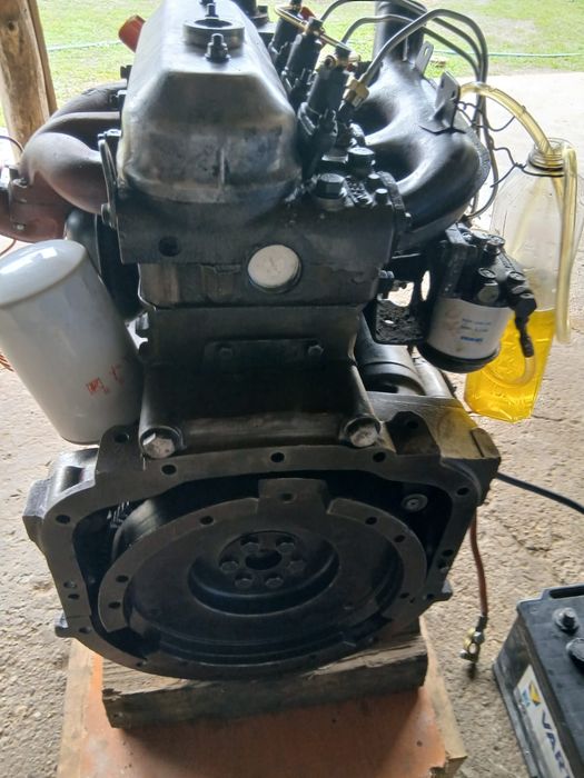 Vând motor tractor u445 sau Fiat