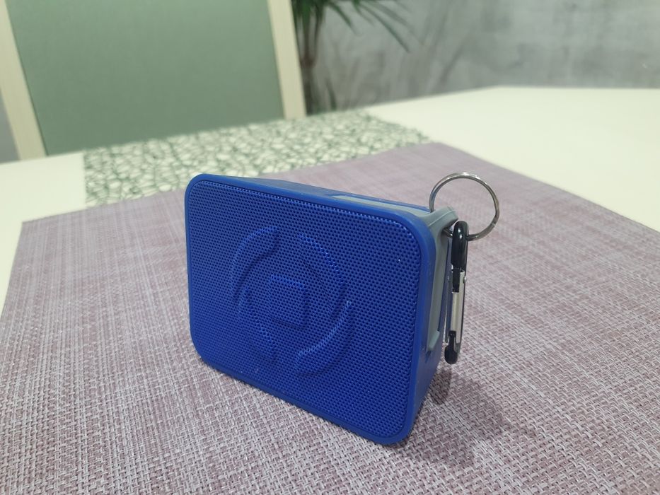 Boxă Bluetooth UPMIDI albastra