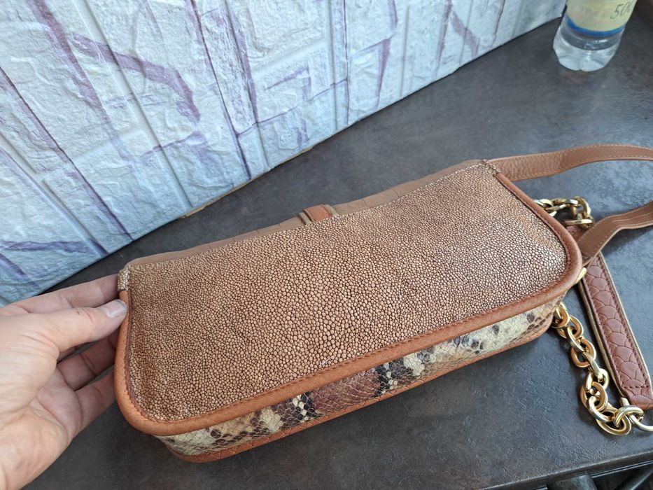 дамска  чанта,Longchamp,малка кожена чантичка-естествена кожа