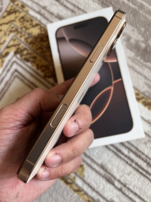 iPhone 16 Pro Max 256GB Desert Titanum J/A Sim Karta