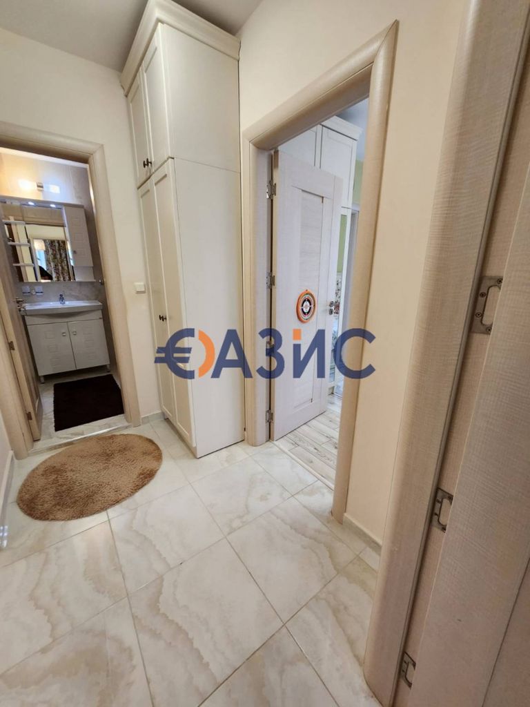 Продава се Четиристаен апартамент в Свети Влас - 143 кв.м за 1595 €/кв.м - Снимка #13