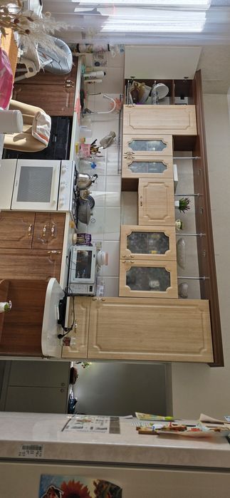 Кухонный гарнитур, в хорошем состоянии МДФ.
