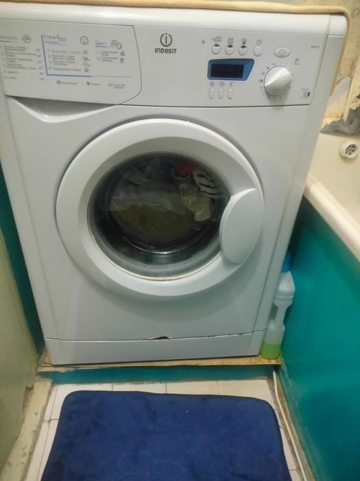 Продам стиральную машинку