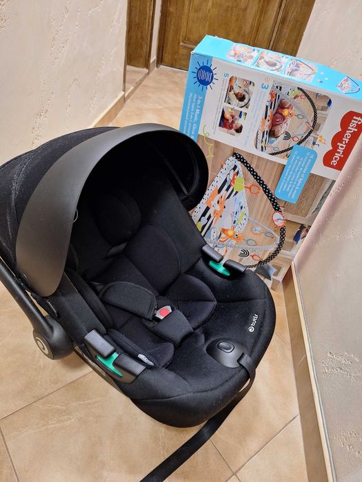 Столче за кола с подарък активна гимнастика