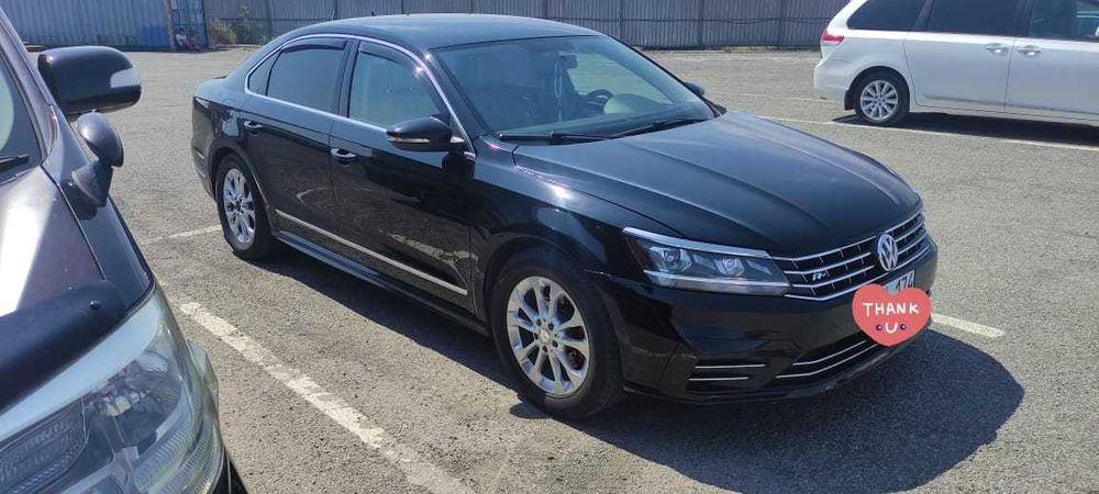 VOLKSWAGEN PASSAT B 8 . R- LAINER 2016 года. Состояние отличное.
