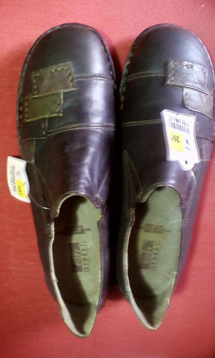 Pantofi piele,unisex din Germania noi nr 39