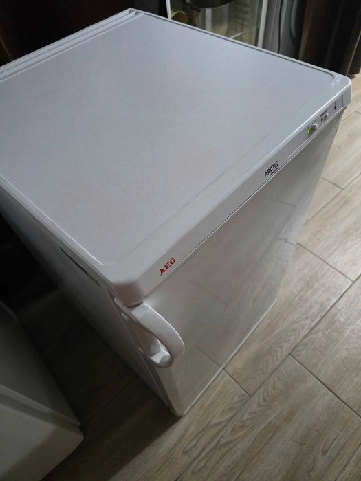 Congelatot AEG Arctis, 4 sertare