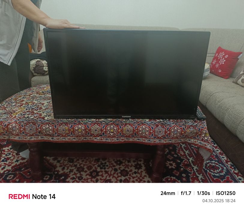 Телевизор Samsung  32