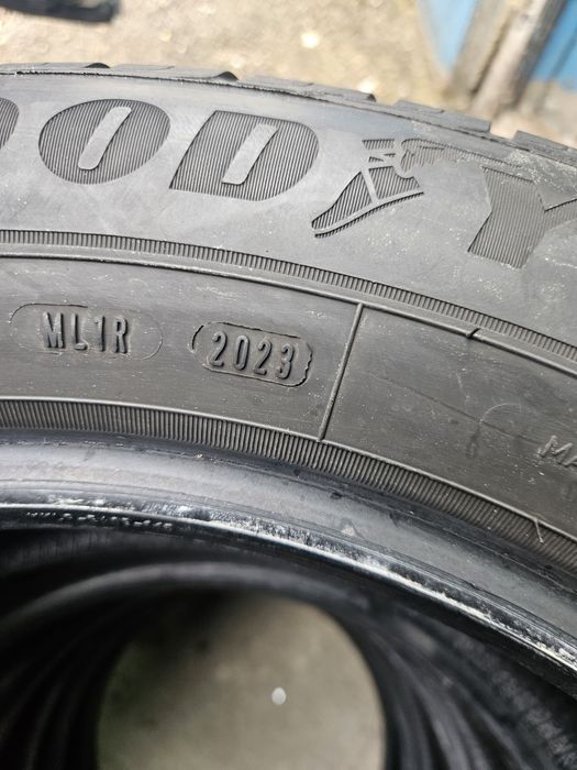 Гуми 225/60/17 дот23