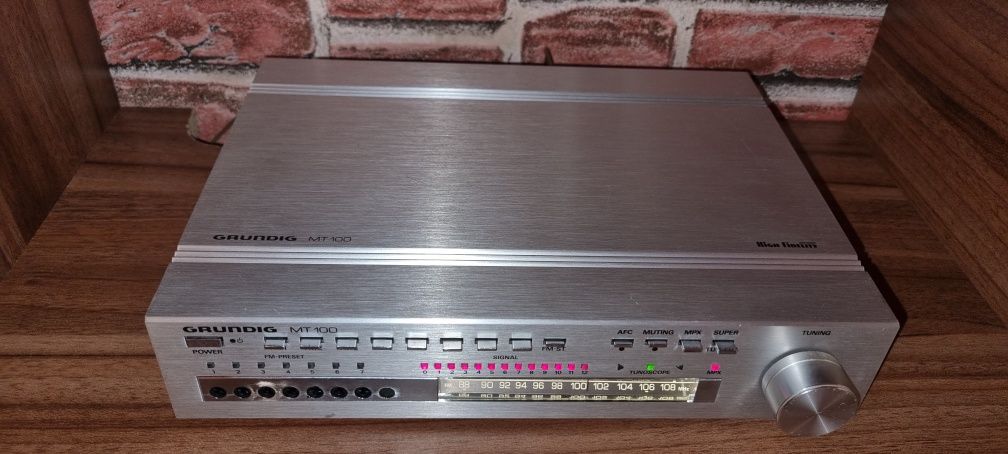 Tuner Grundig mt 100.