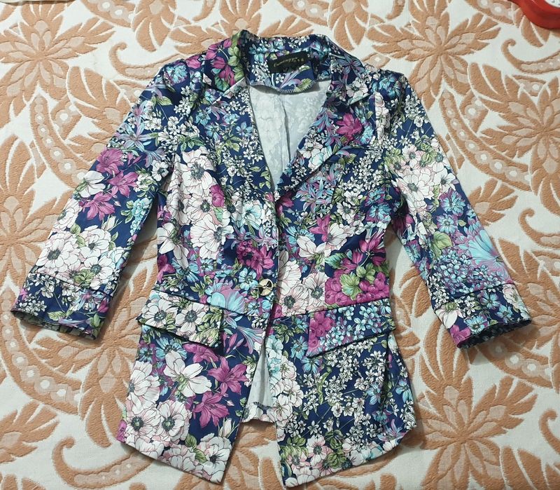 Sacou, cu motive florale, din saten