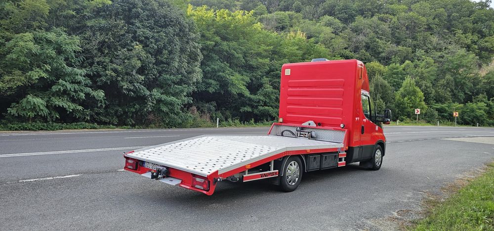 IVECO DAILY 35S18 3.0 180CP Adus Recent