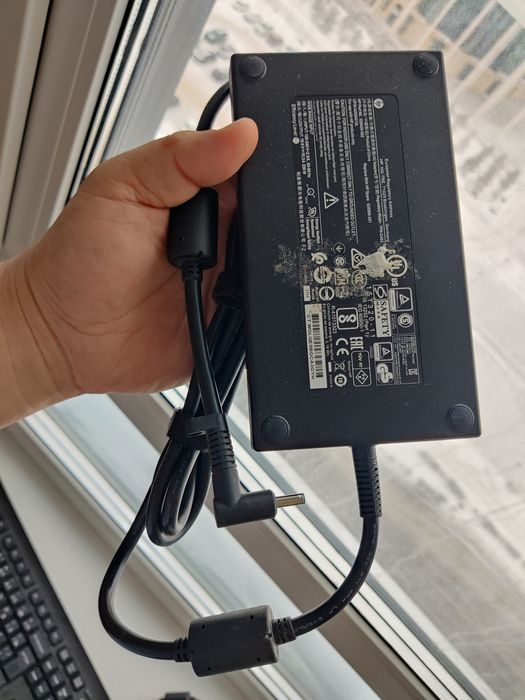 Блок питания HP 200W