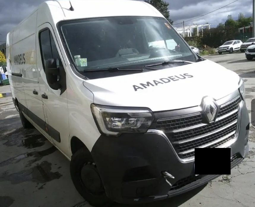Renault Master L3H2 2.3d 2023 136cp avariat