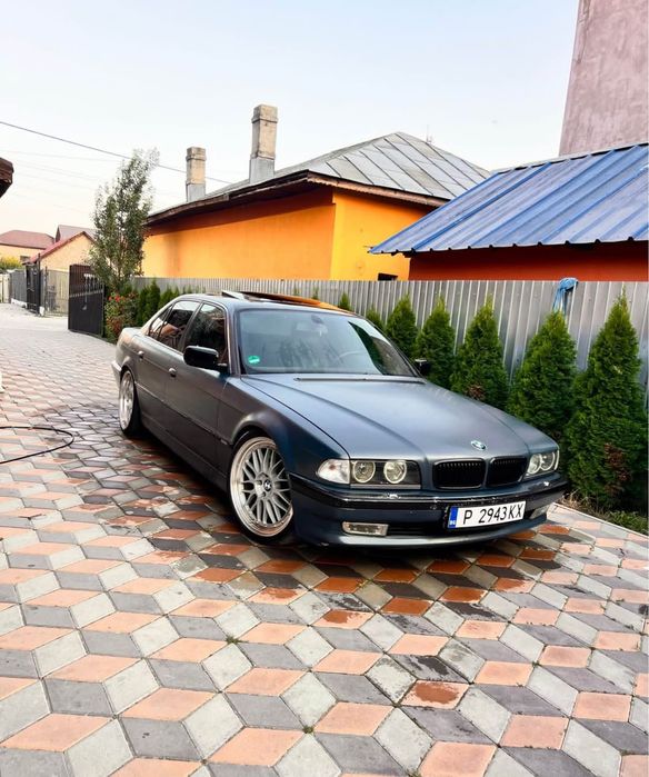 Vând/schimb BMW e38 7.35i V8