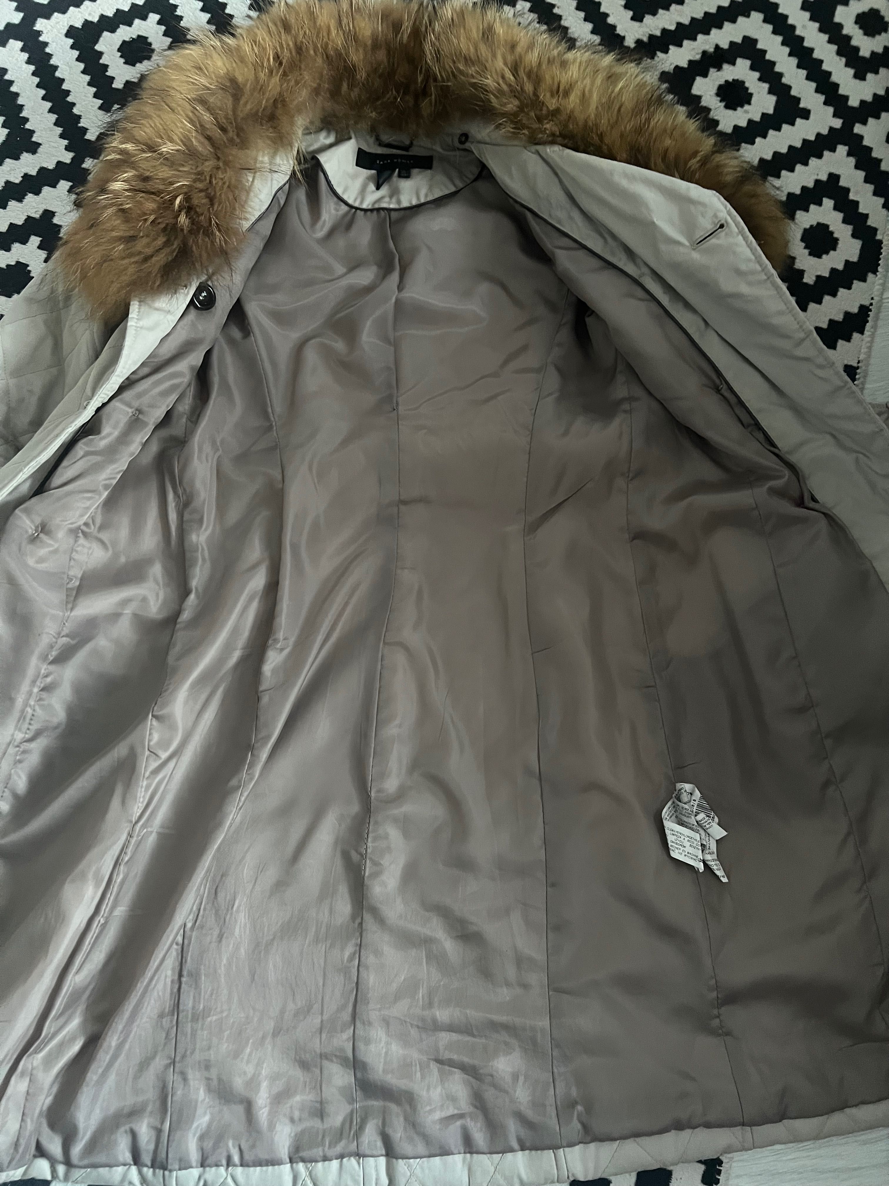 Zara Дамско Палто/Тренчкот с богата яка от естествен косъм XS/S