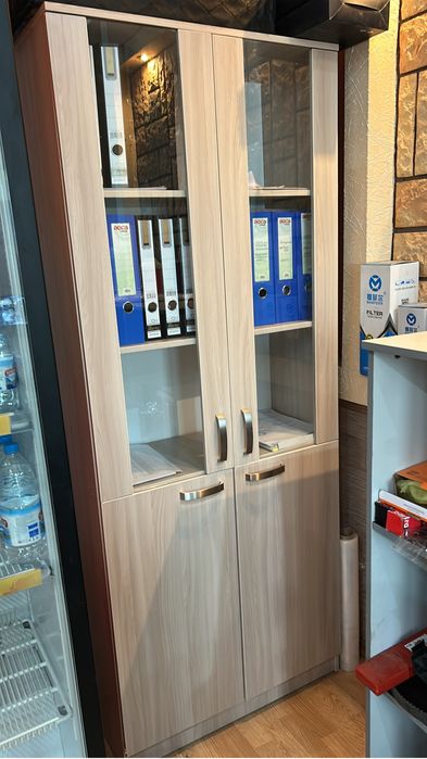 Шкаф офисный в продаже