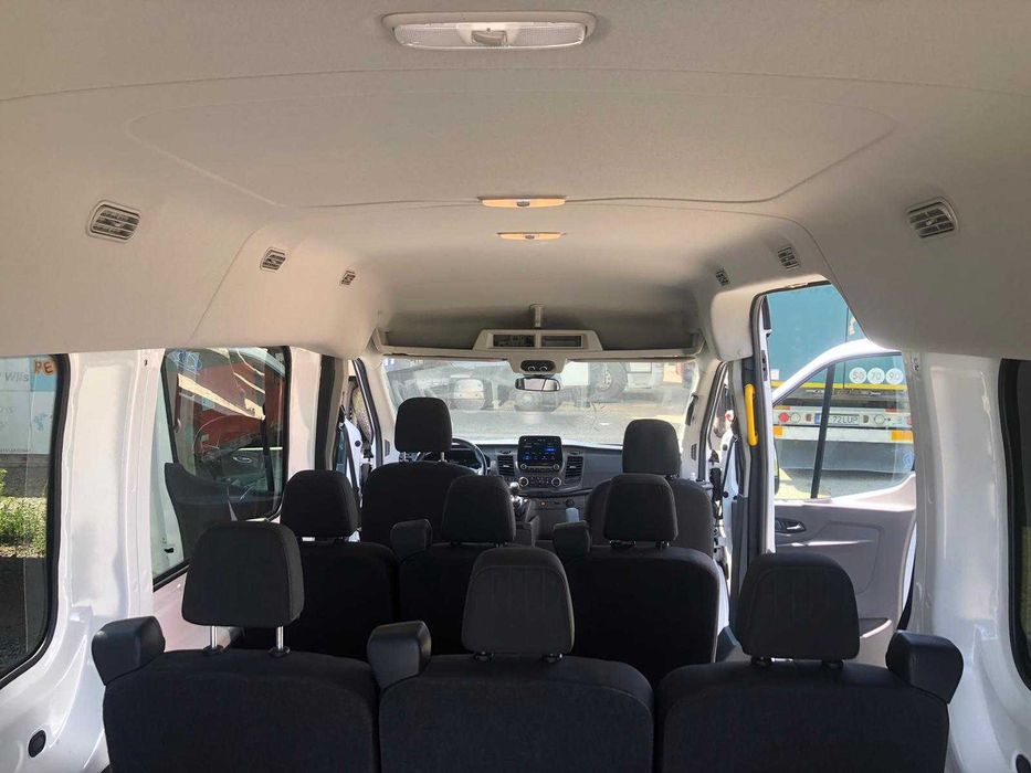 vand Ford Transit diesel hibrid .11.2021 persoane