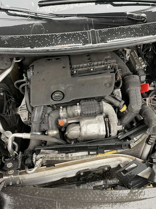 Пежо 5008 1,6HDI 2017