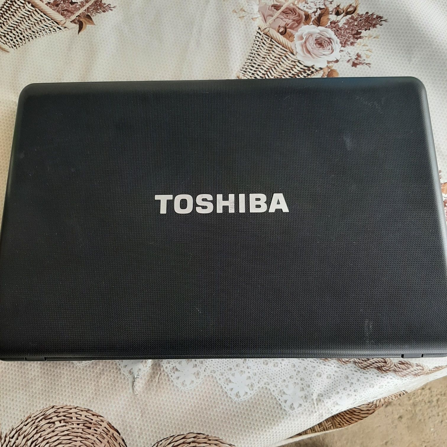 Vindem Laptop Toshiba